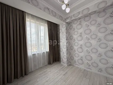 Satılır 3 otaqlı yeni tikili 77 m²