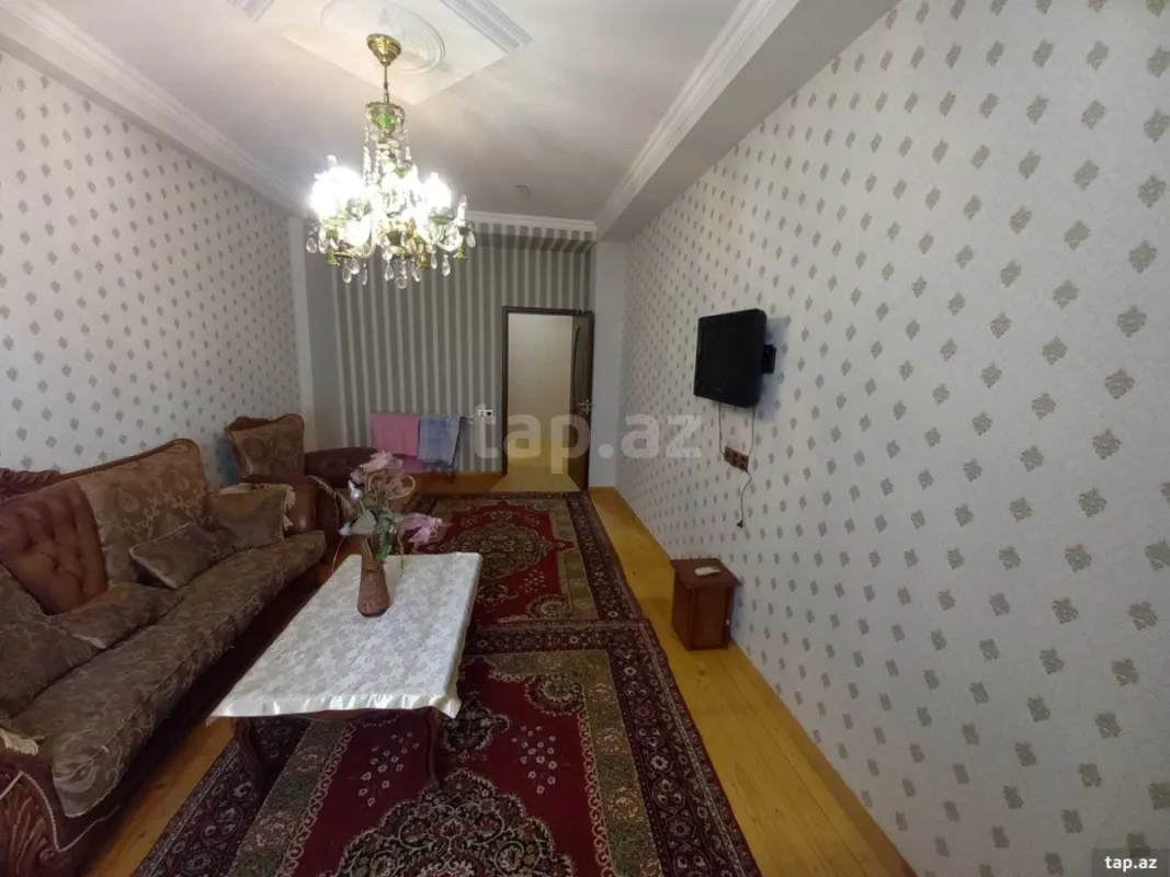Kirayə verilir 2 otaqlı yeni tikili 70 m²