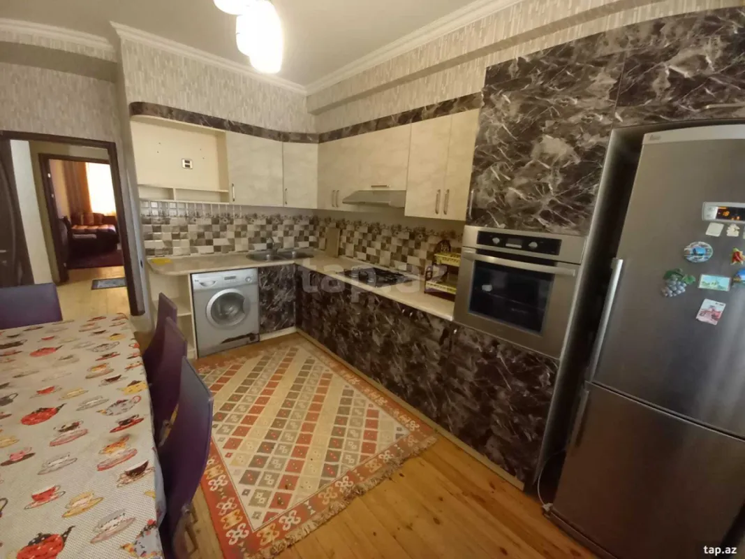 Kirayə verilir 2 otaqlı yeni tikili 70 m²