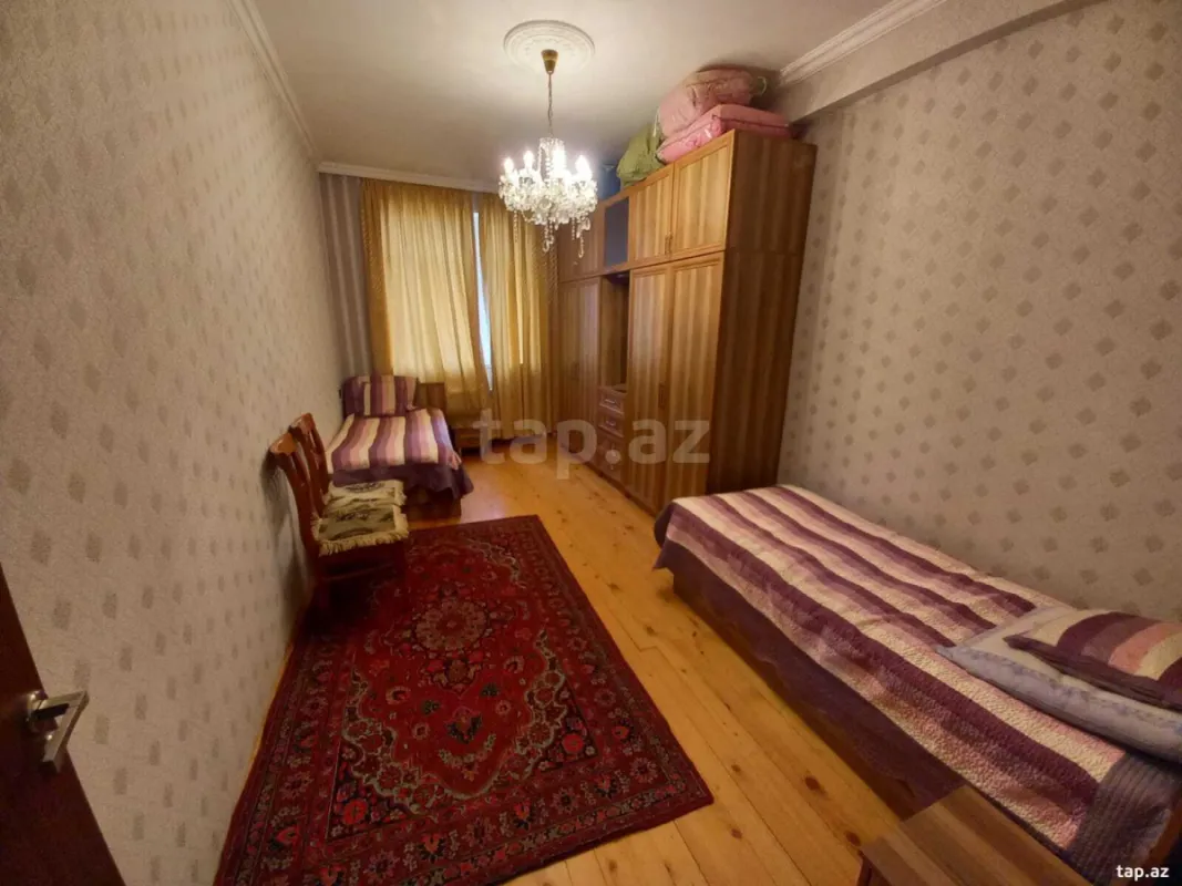 Kirayə verilir 2 otaqlı yeni tikili 70 m²