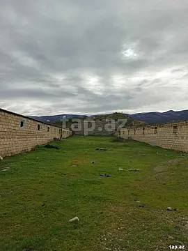 Satılır torpaq sahəsi — Bakı