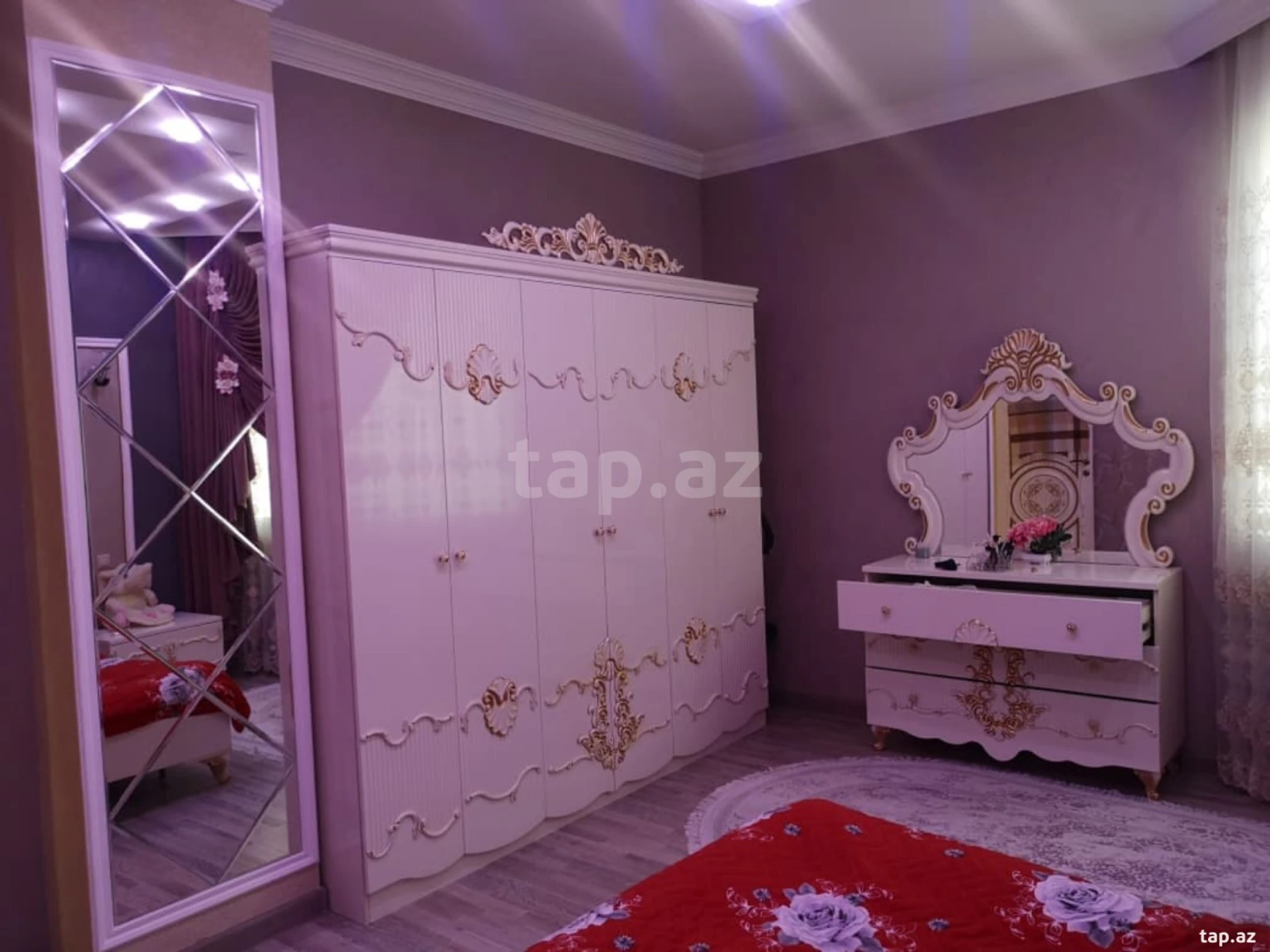 Kirayə verilir 2 otaqlı yeni tikili 100 m²