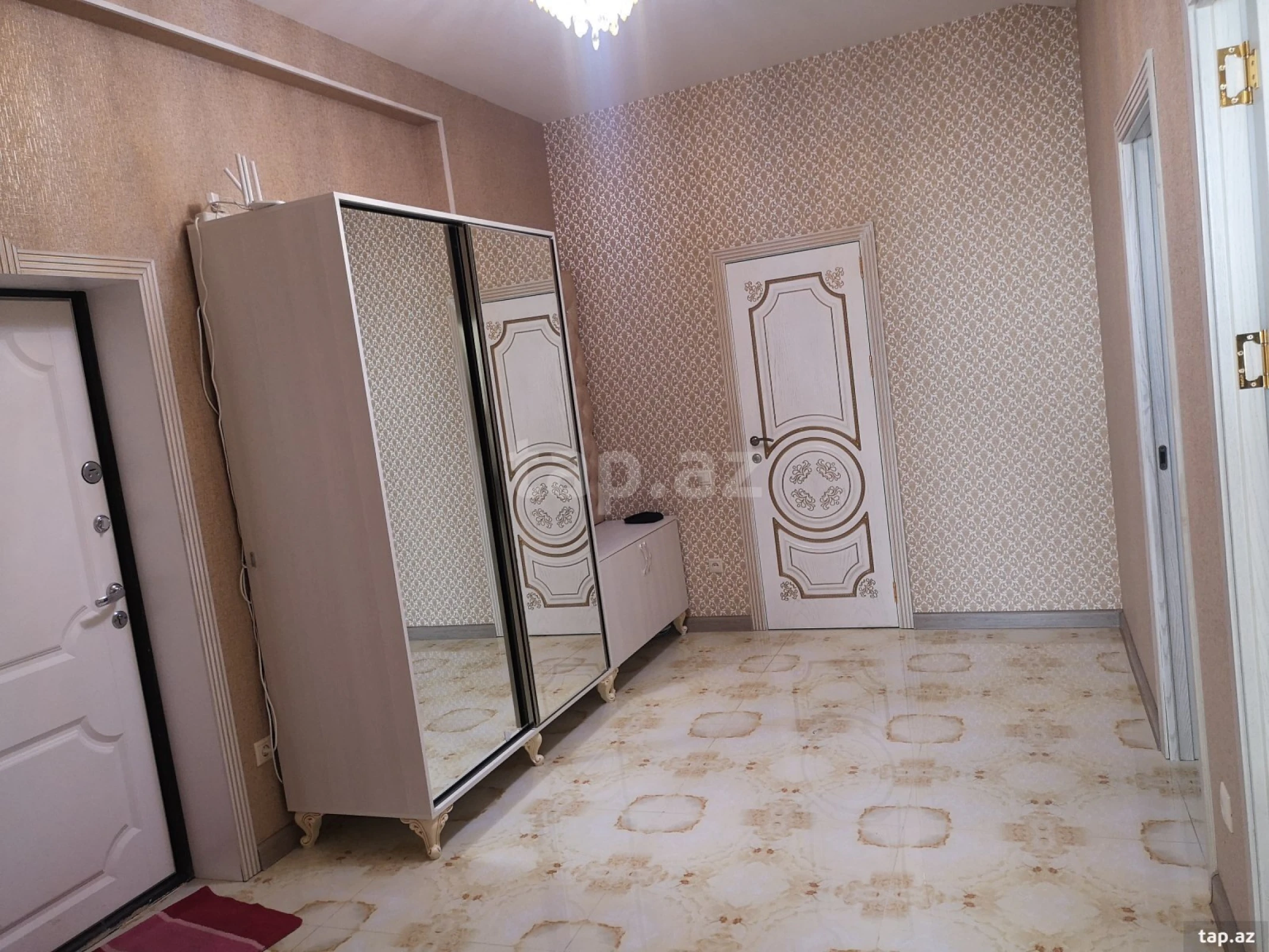 Kirayə verilir 2 otaqlı yeni tikili 100 m²