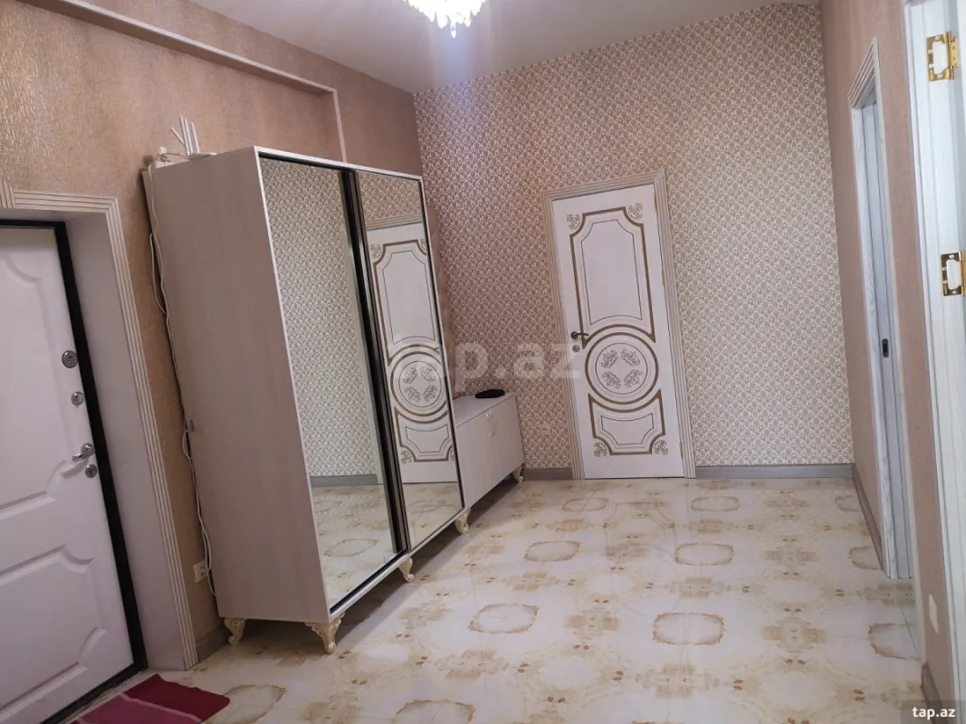 Kirayə verilir 2 otaqlı yeni tikili 100 m²