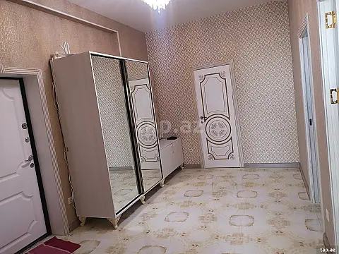 Kirayə verilir 2 otaqlı yeni tikili 100 m²