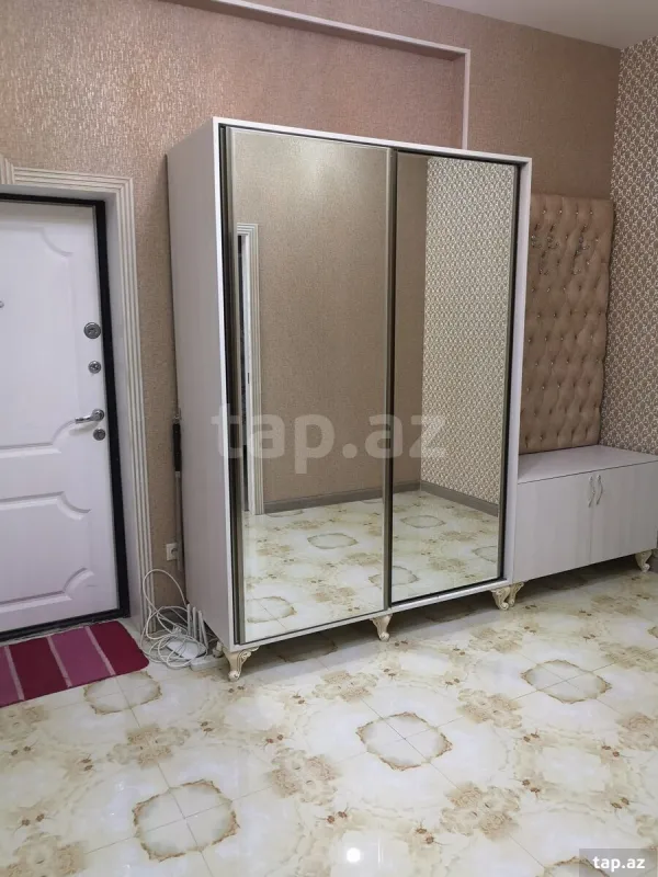 Kirayə verilir 2 otaqlı yeni tikili 100 m²