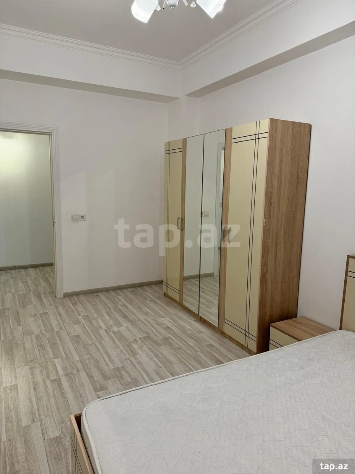 Kirayə verilir 2 otaqlı yeni tikili 60 m²