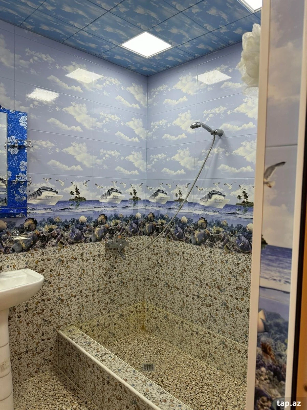 Kirayə verilir 2 otaqlı yeni tikili 60 m²