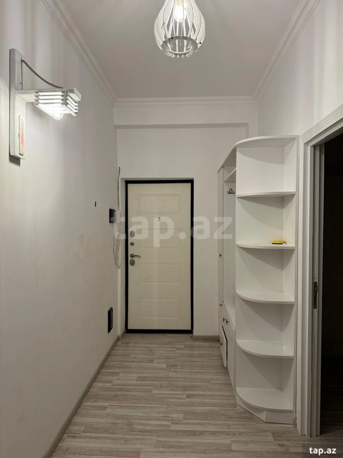 Kirayə verilir 2 otaqlı yeni tikili 60 m²