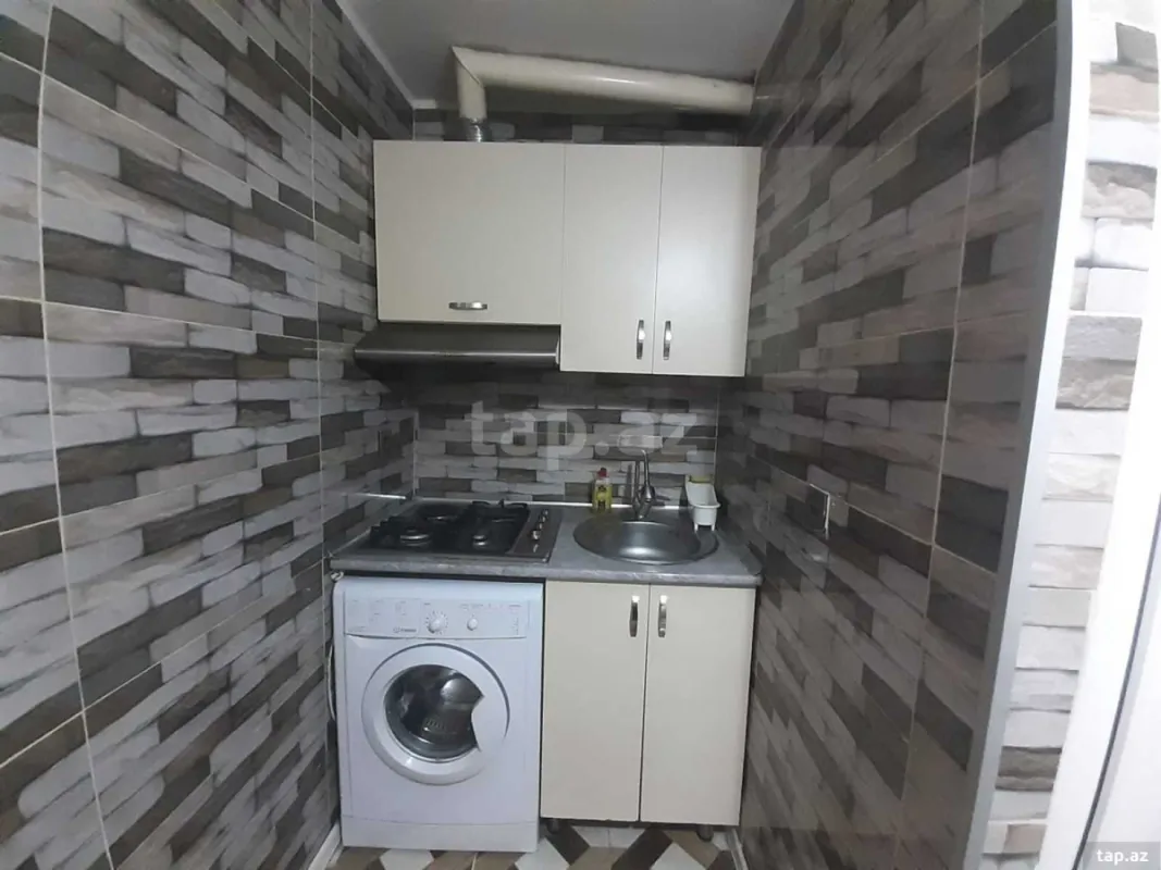 Kirayə verilir 2 otaqlı mənzil 32 m²