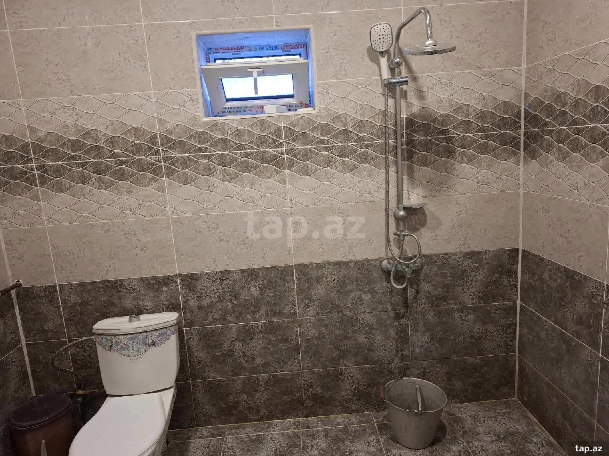 Kirayə verilir 3 otaqlı həyət evi