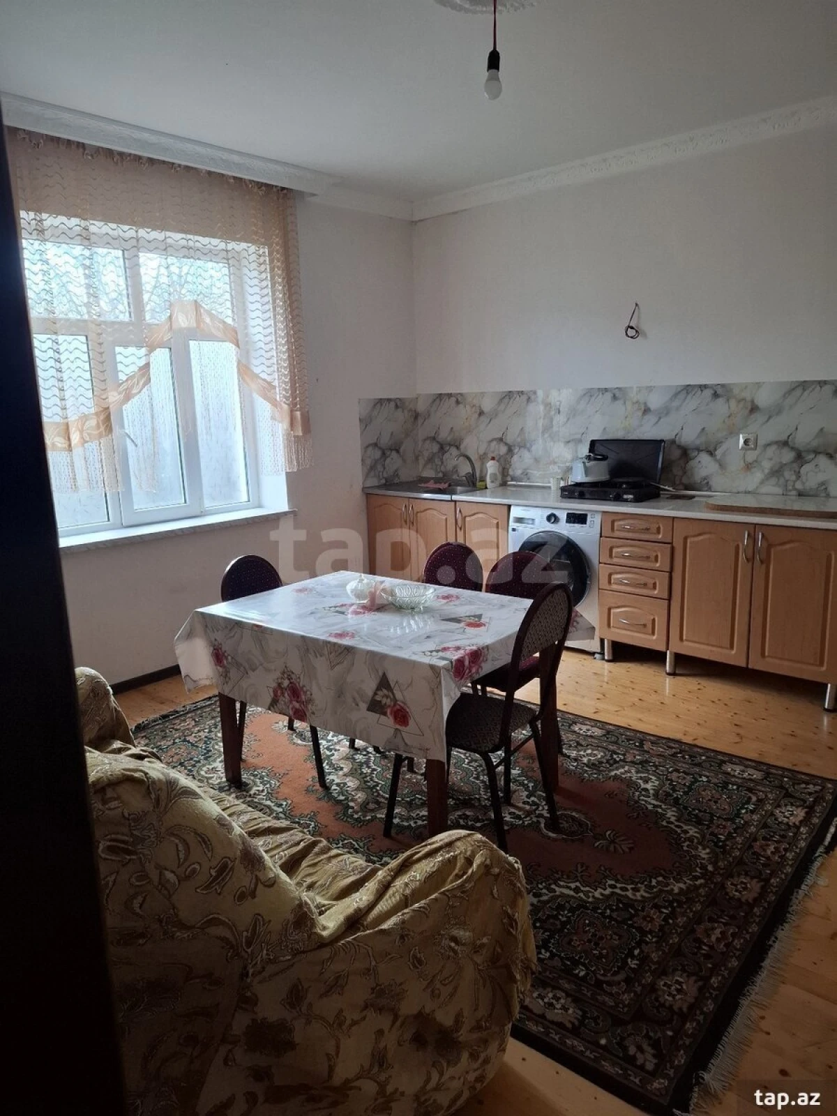 Kirayə verilir 3 otaqlı həyət evi