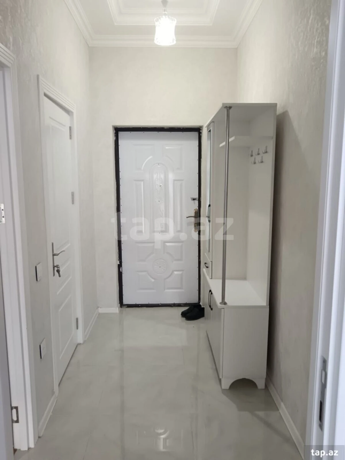 Kirayə verilir 2 otaqlı yeni tikili 68 m²