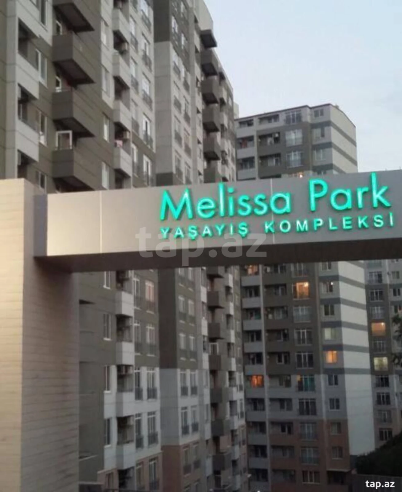 Satılır 2 otaqlı yeni tikili 50 m²