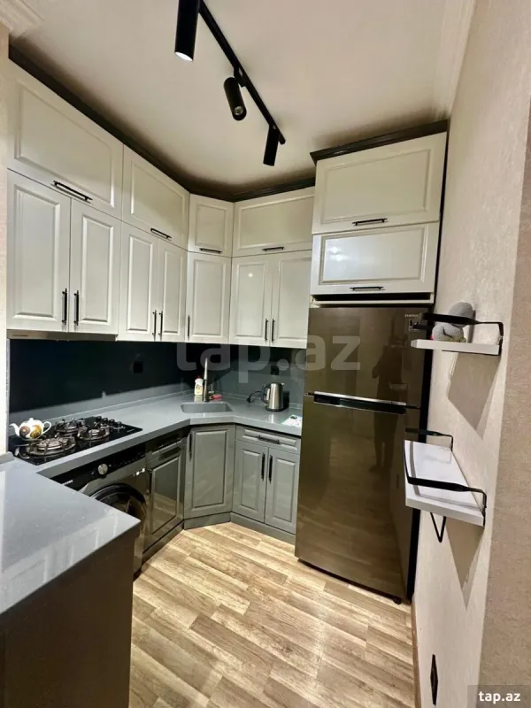 Satılır 2 otaqlı yeni tikili 50 m²