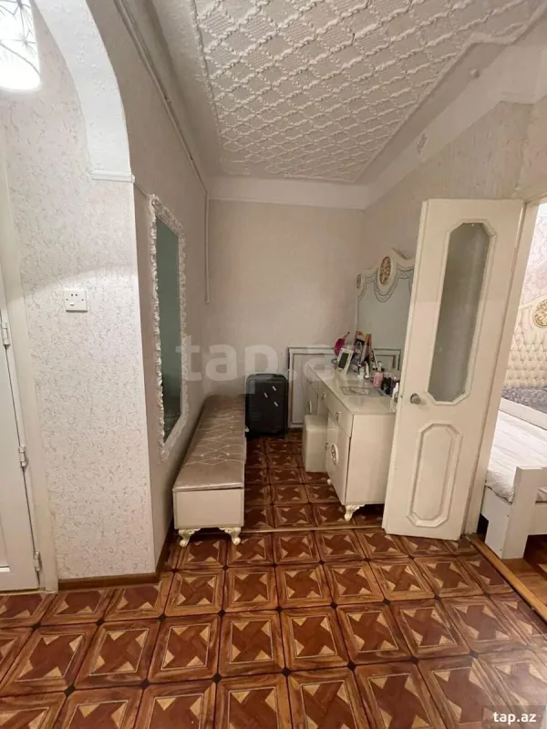 Kirayə verilir 2 otaqlı mənzil 70 m²
