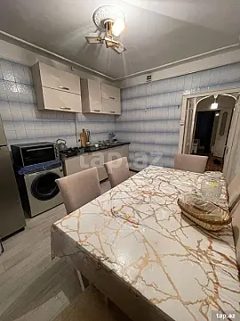 Kirayə verilir 2 otaqlı mənzil 70 m²