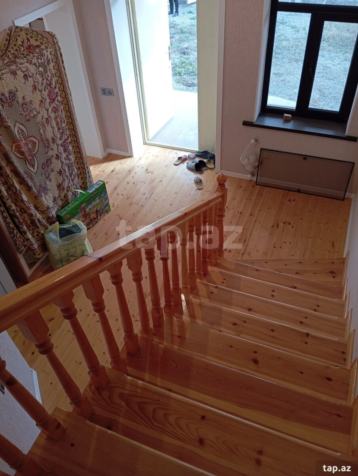 Satılır 4 otaqlı həyət evi 135 m²