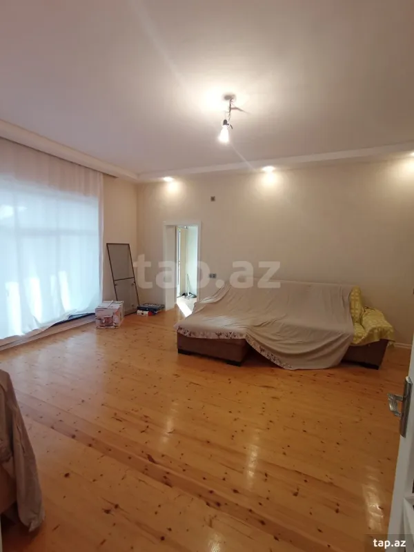 Satılır 4 otaqlı həyət evi 135 m²