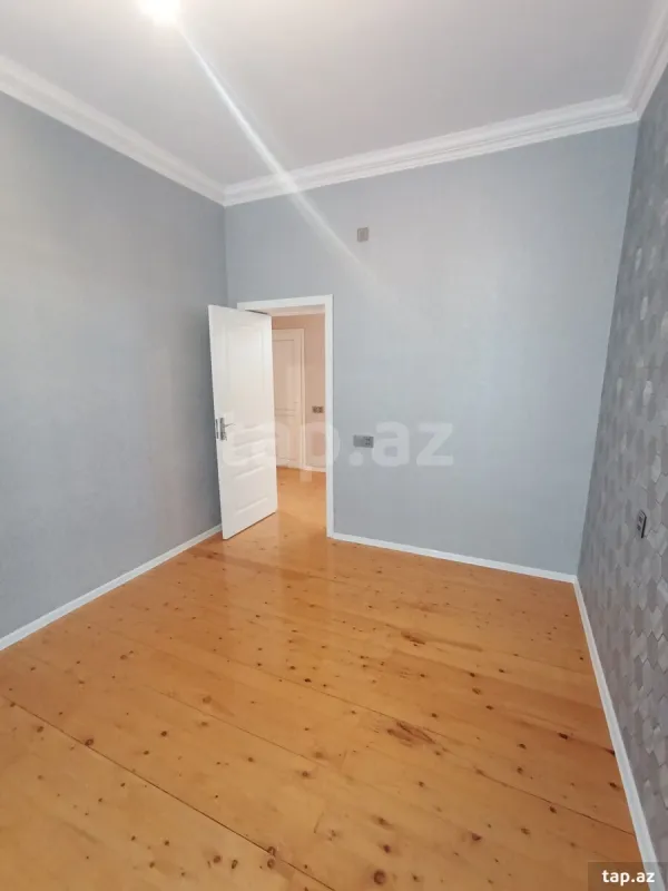 Satılır 4 otaqlı həyət evi 135 m²