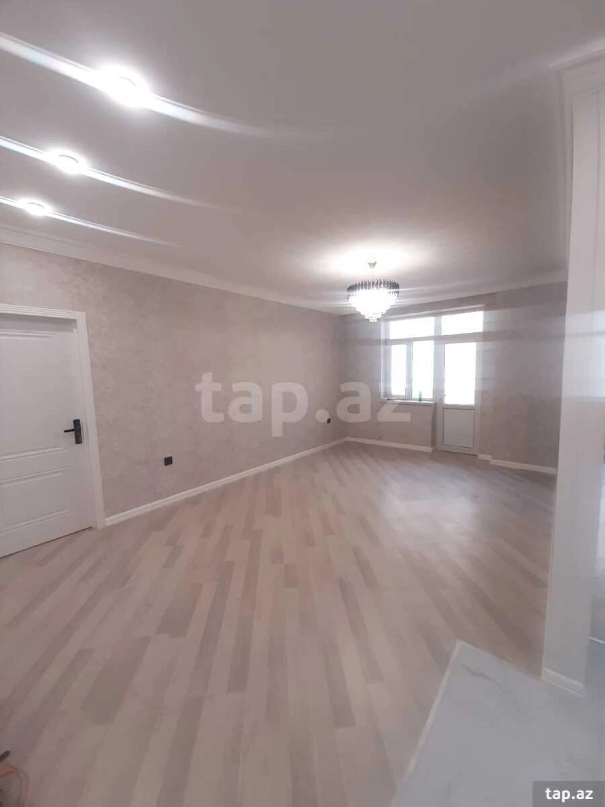Satılır 2 otaqlı yeni tikili 70 m²