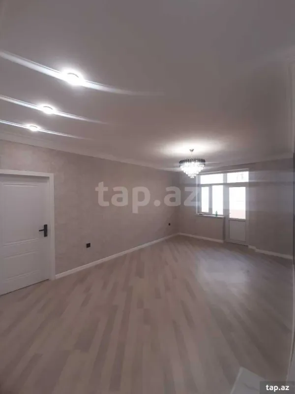 Satılır 2 otaqlı yeni tikili 70 m²