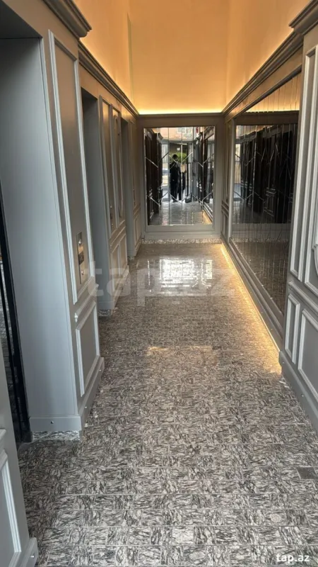 Satılır 3 otaqlı yeni tikili 120 m²