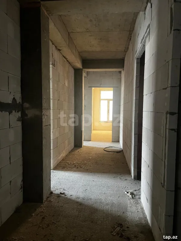 Satılır 3 otaqlı yeni tikili 120 m²