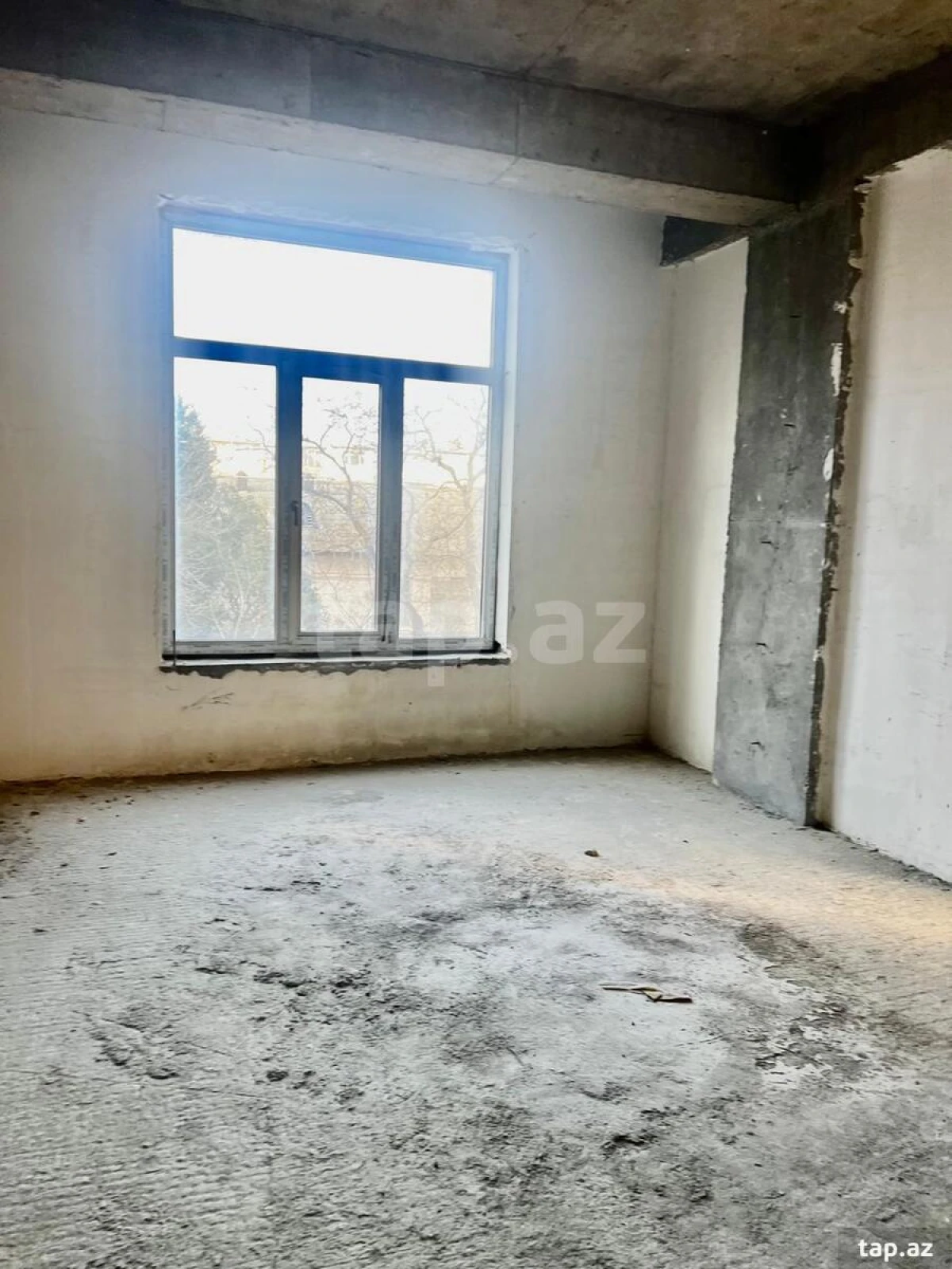 Satılır 3 otaqlı yeni tikili 120 m²