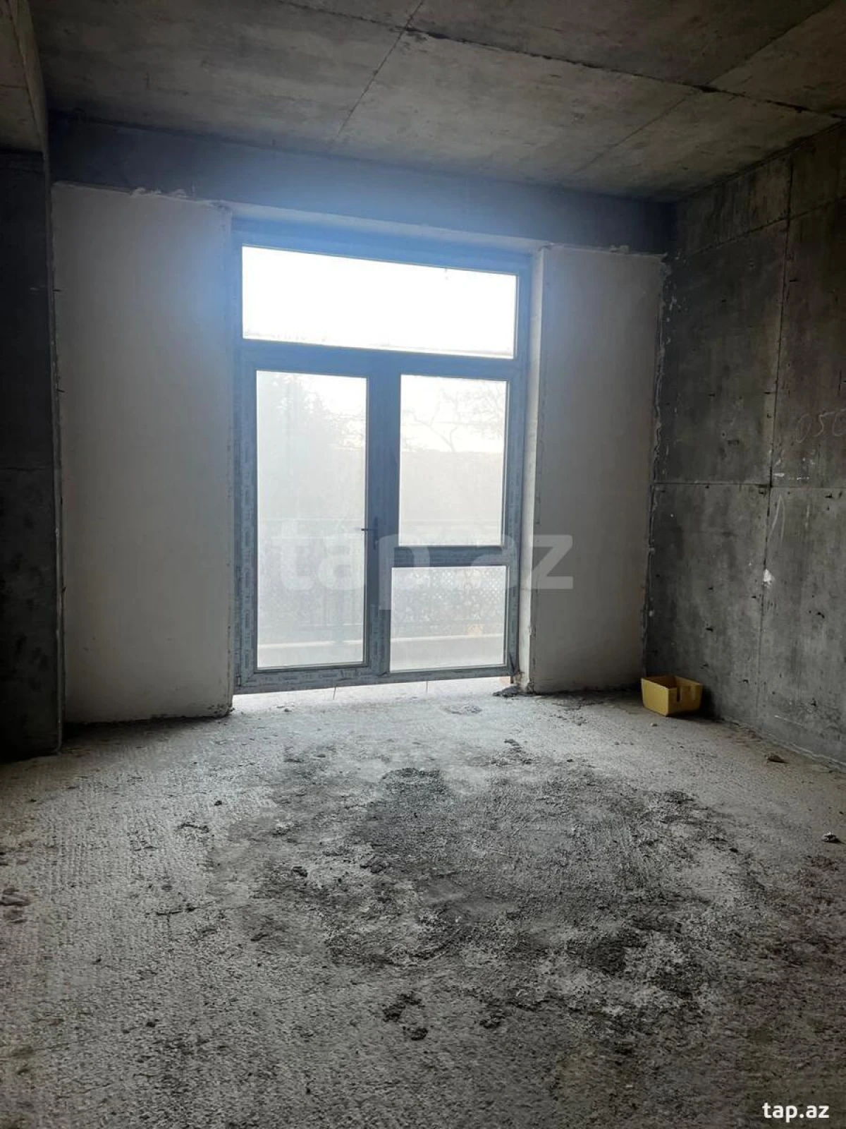 Satılır 3 otaqlı yeni tikili 120 m²