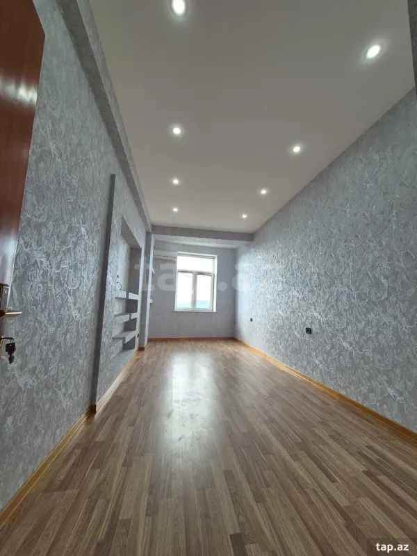 Satılır 3 otaqlı yeni tikili 120 m²