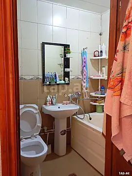 Satılır 2 otaqlı mənzil 65 m²