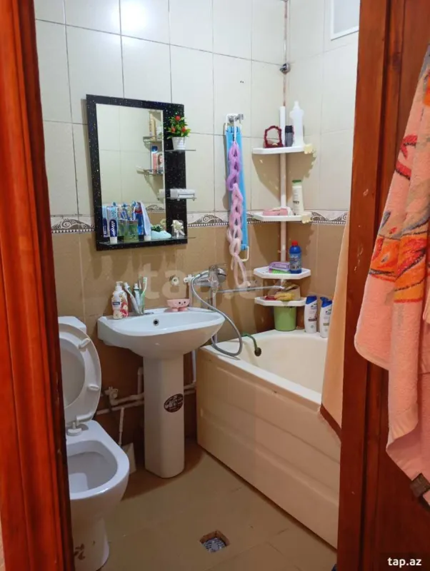 Satılır 2 otaqlı mənzil 65 m²