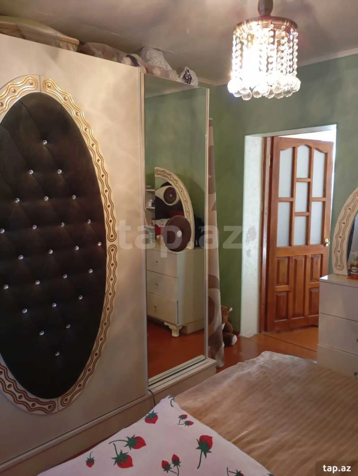 Satılır 2 otaqlı mənzil 65 m²