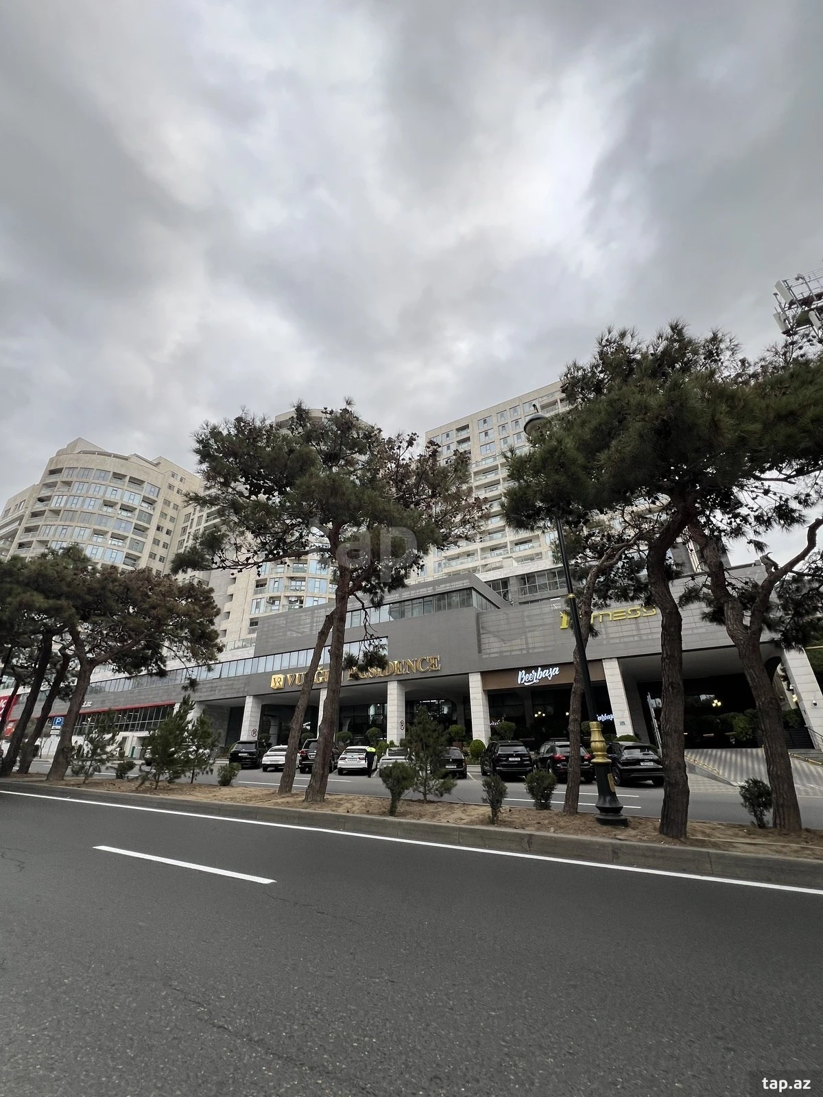 Satılır 4 otaqlı yeni tikili 205 m²