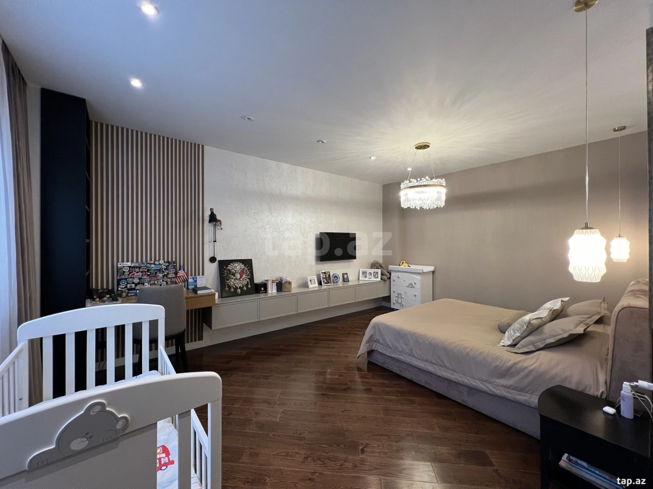 Satılır 4 otaqlı yeni tikili 205 m²