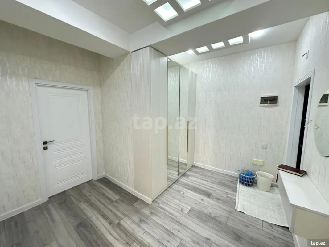 Satılır 3 otaqlı yeni tikili 92 m²