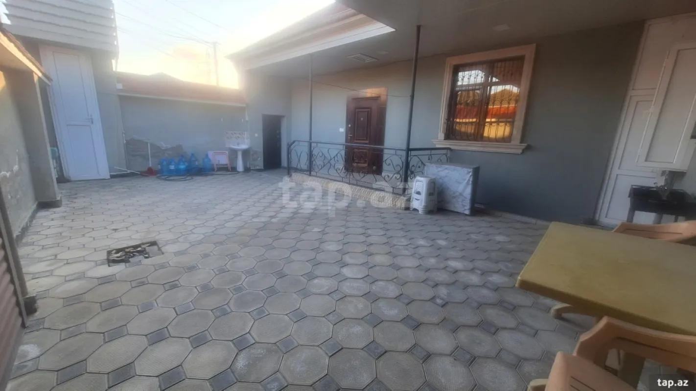 Kirayə verilir 2 otaqlı həyət evi