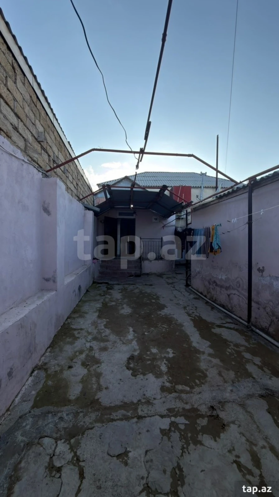 Satılır 5 otaqlı həyət evi