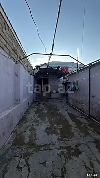 Satılır 5 otaqlı həyət evi