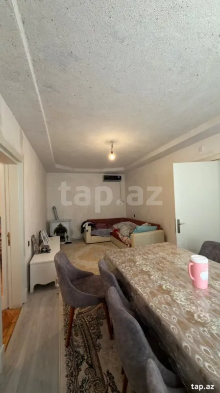 Satılır 5 otaqlı həyət evi