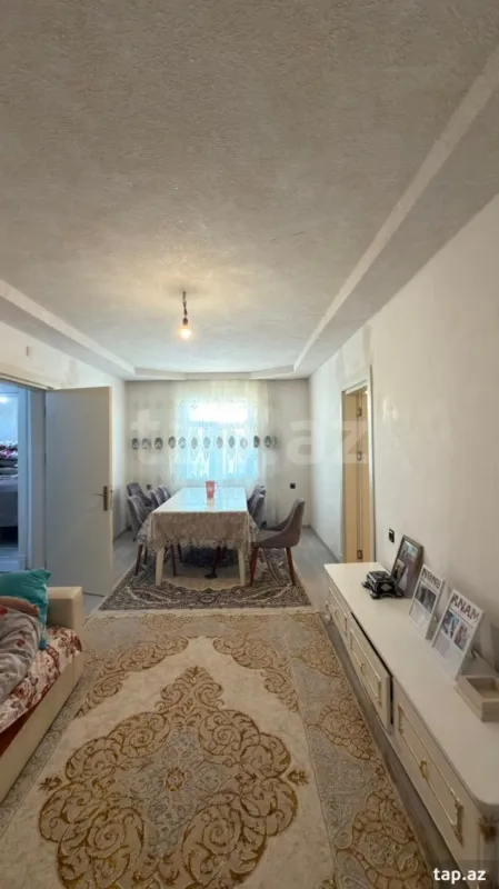 Satılır 5 otaqlı həyət evi