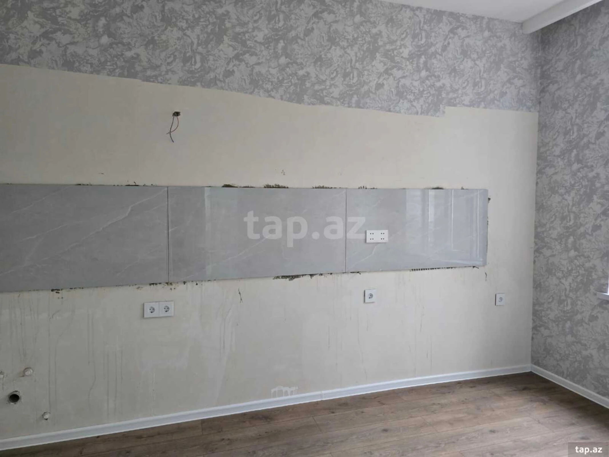 Satılır 5 otaqlı həyət evi