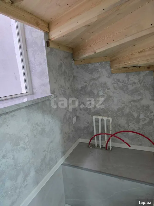 Satılır 5 otaqlı həyət evi