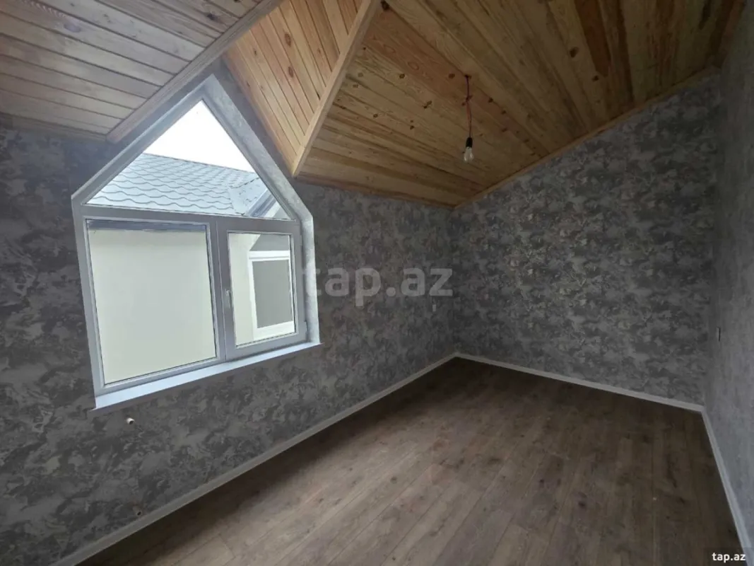 Satılır 5 otaqlı həyət evi