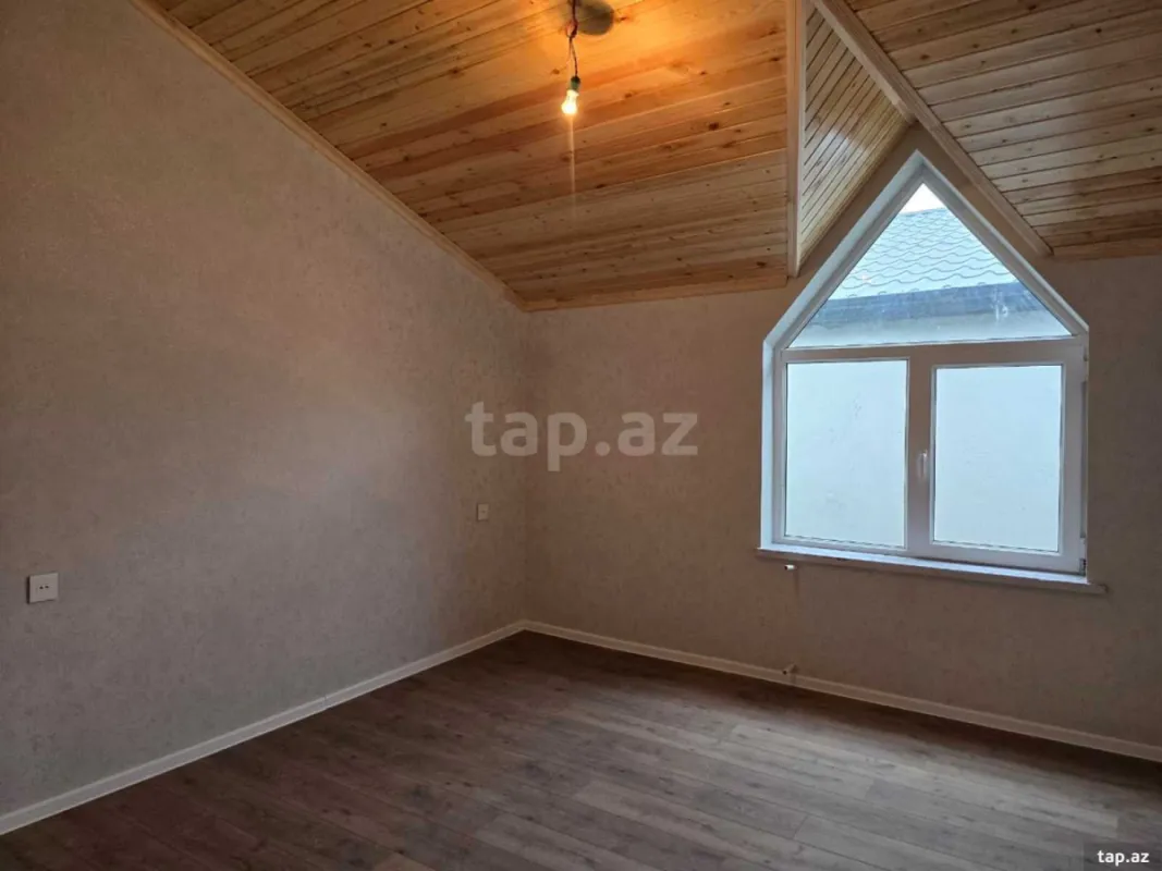 Satılır 5 otaqlı həyət evi