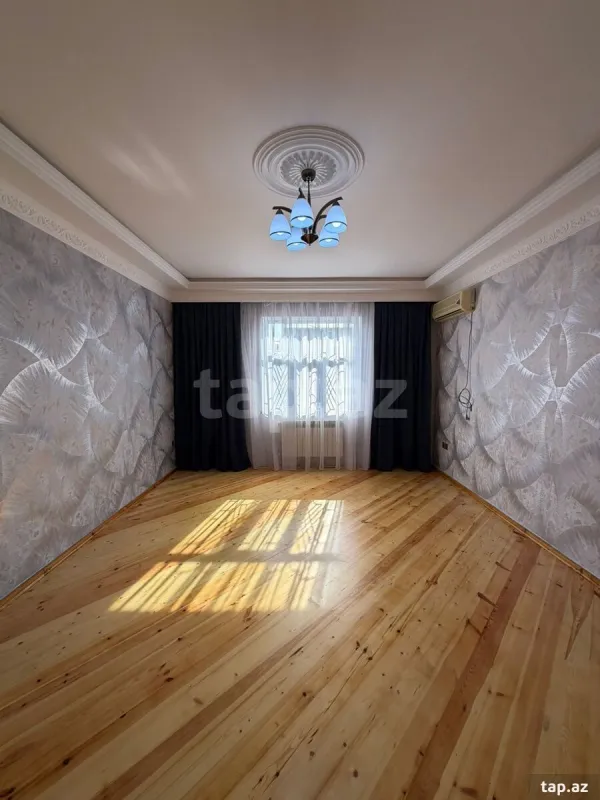 Satılır 7 otaqlı həyət evi