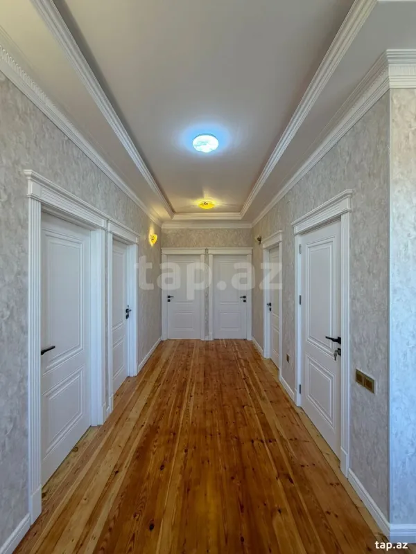 Satılır 7 otaqlı həyət evi