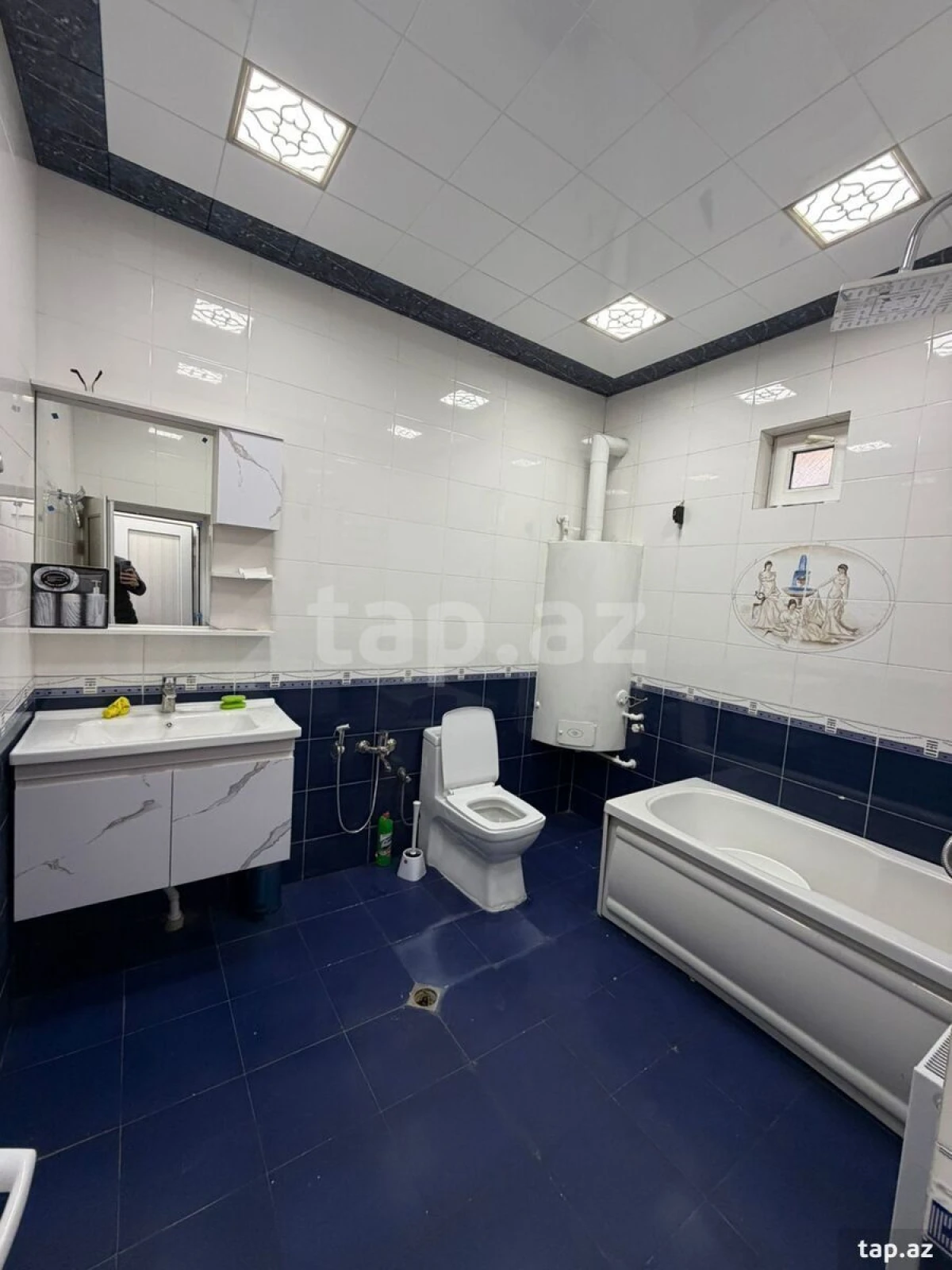 Satılır 7 otaqlı həyət evi