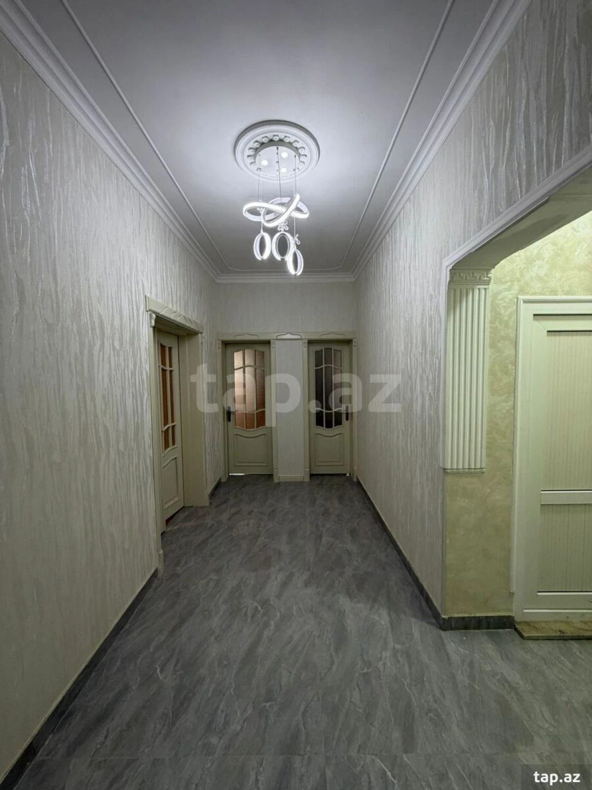 Satılır 7 otaqlı həyət evi